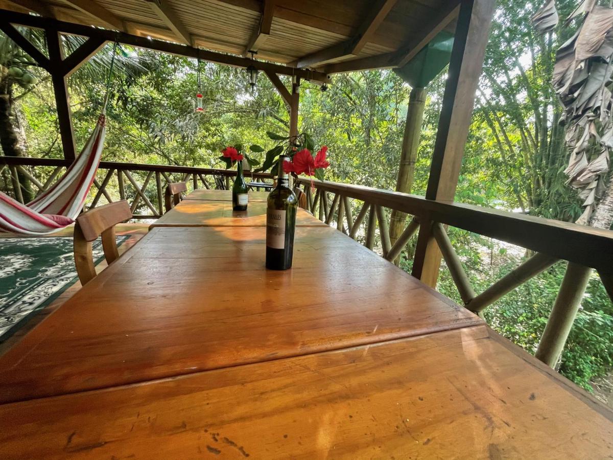 Caoni Riverside Lodge 푸에르토 키토 외부 사진